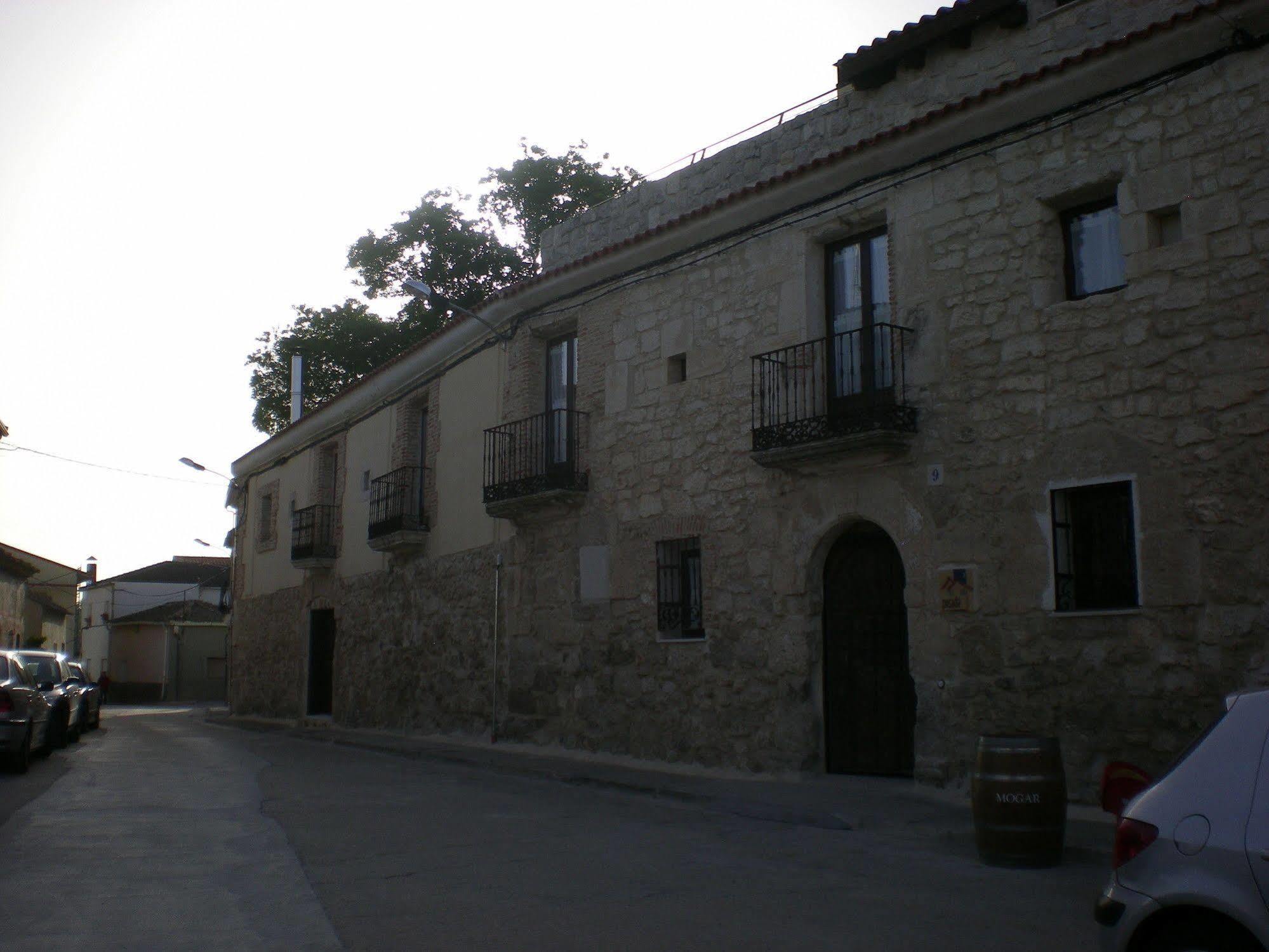Posada La Casona De Valbuena Valbuena De Duero Exterior foto